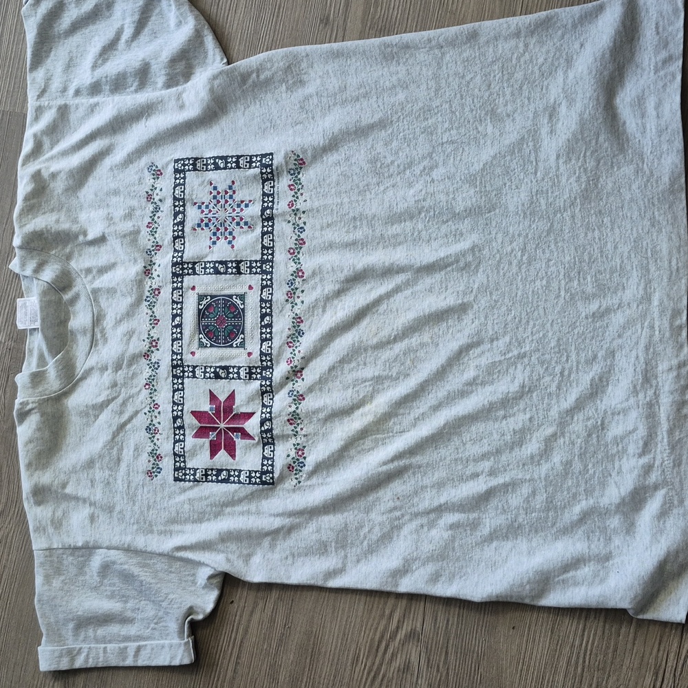 Vtg Fruit Of The Loom Single Stitch Graphic Print T-Shirt w/roll sleeves Sz L